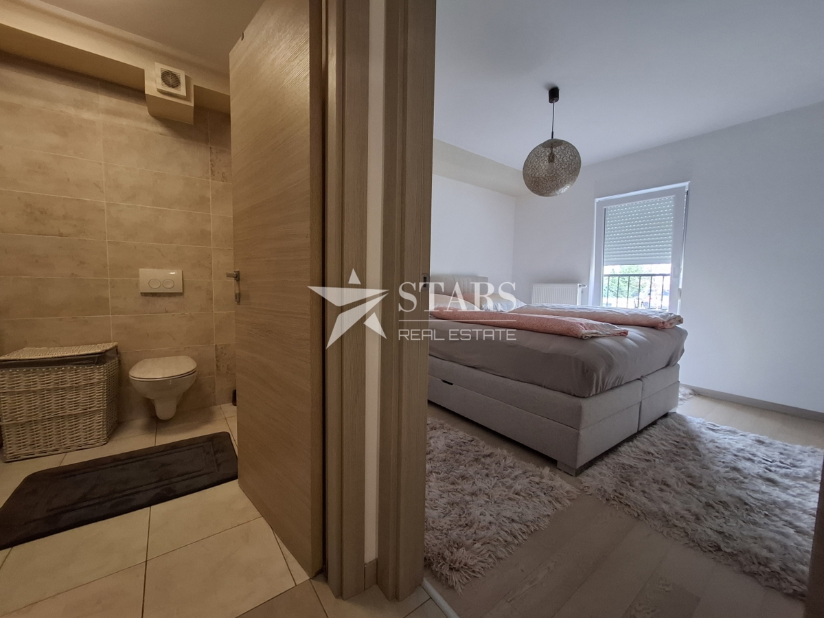 Rijeka, Srdoči – 2 spalnici + dnevna soba, 67.70 m², parkirno mesto