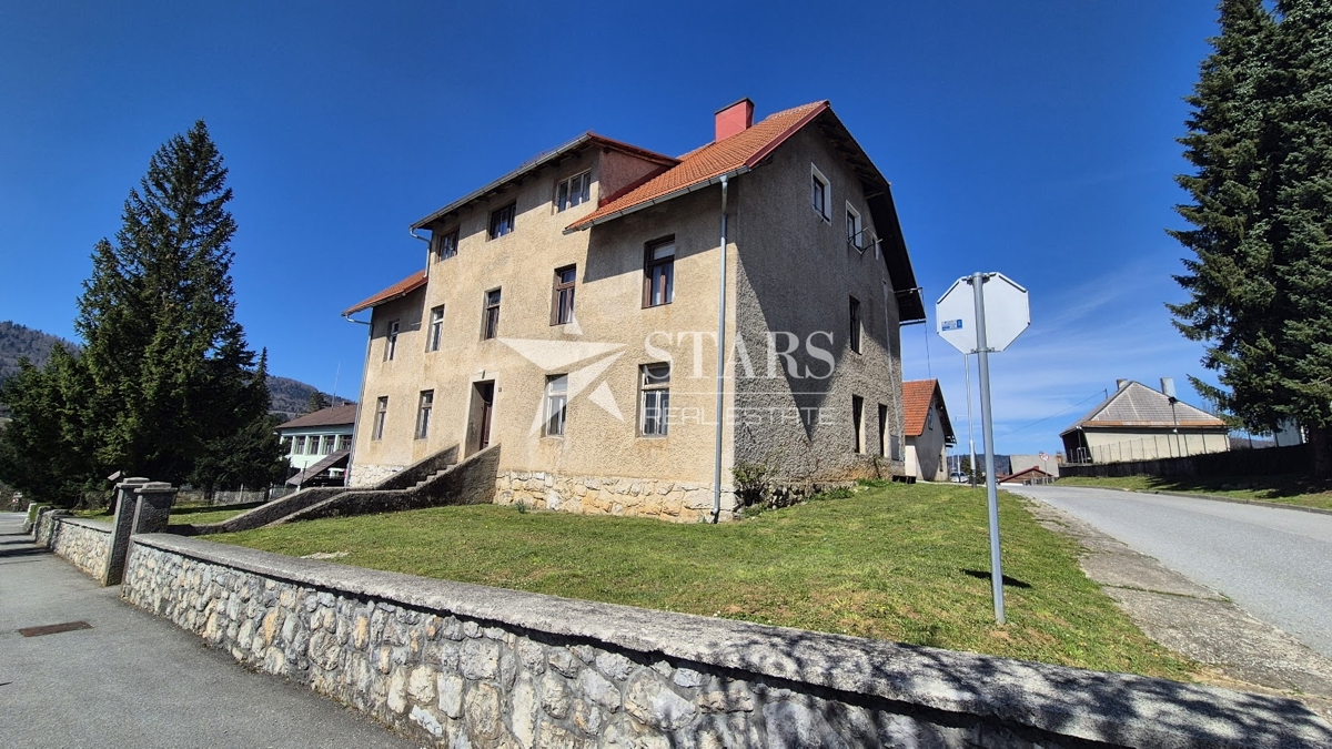 GORSKI KOTAR, VRBOVSKO – 3-SOBNO STANOVANJE V CENTRU MESTA, 78 m²