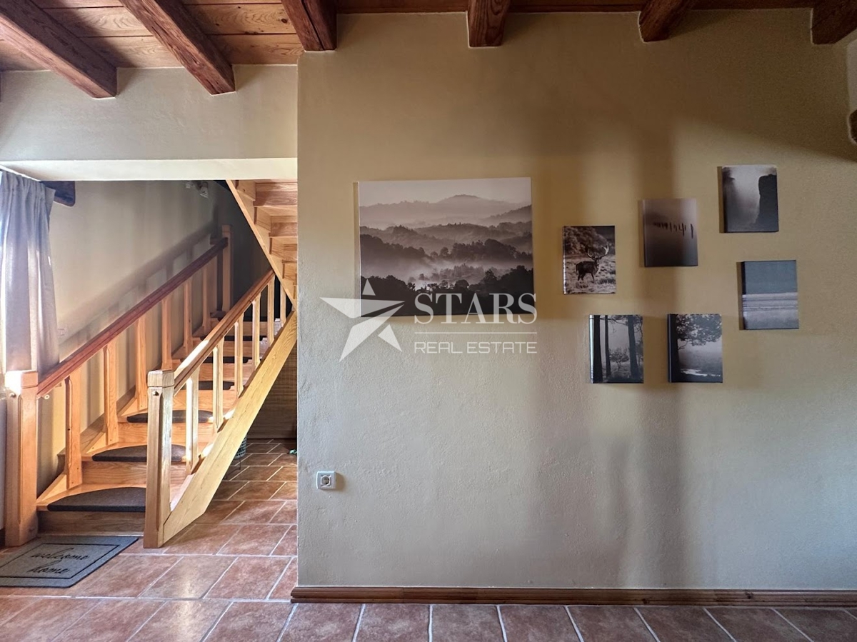 Gorski kotar, Delnice – Ekskluzivna ponudba samo pri nas! Avtohtona hiša s prostornim zemljiščem