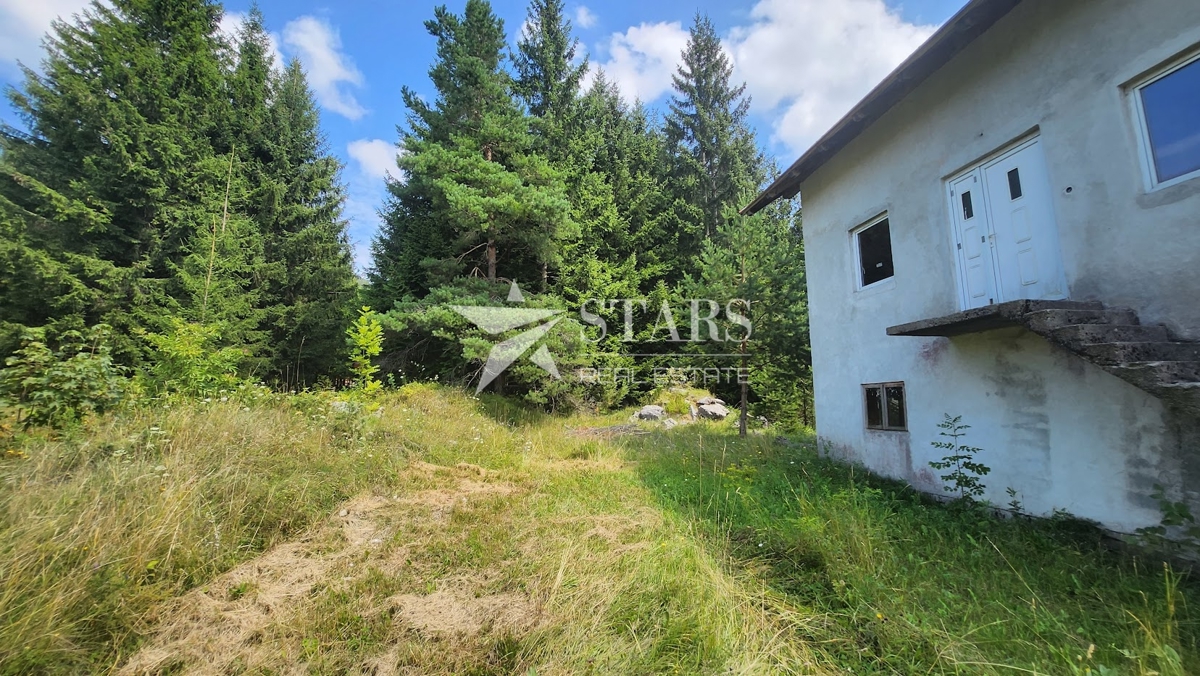 Gorski Kotar, Mrkopalj – Hiša v vikend naselju z vrtom