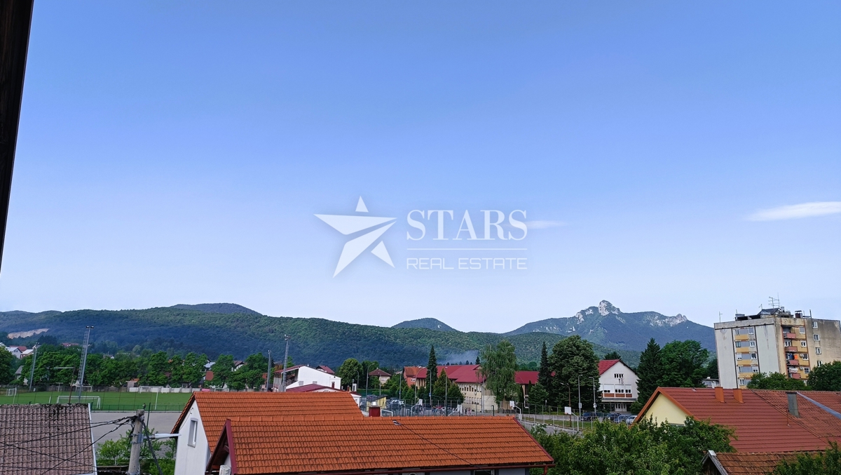Ogulin - VEČNAMENSKA NEPREMIČNINA V MESTNEM CENTRU (290 m2)