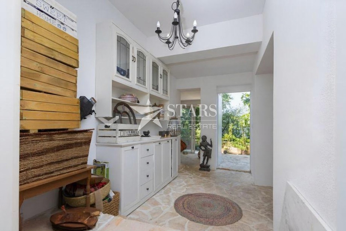 Crikvenica – stanovanje za tiste, ki vidijo potencial v 115 m² s pogledom na morje