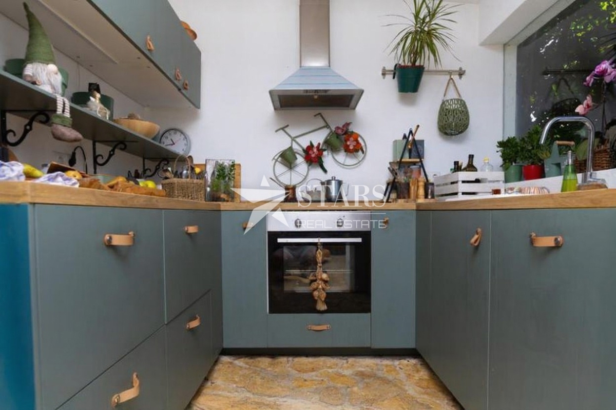 Crikvenica – stanovanje za tiste, ki vidijo potencial v 115 m² s pogledom na morje