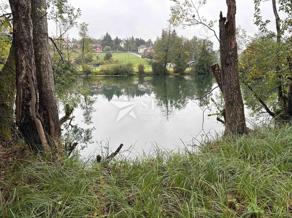 Gornje Bukovlje – Zemljišče ob reki Mrežnici