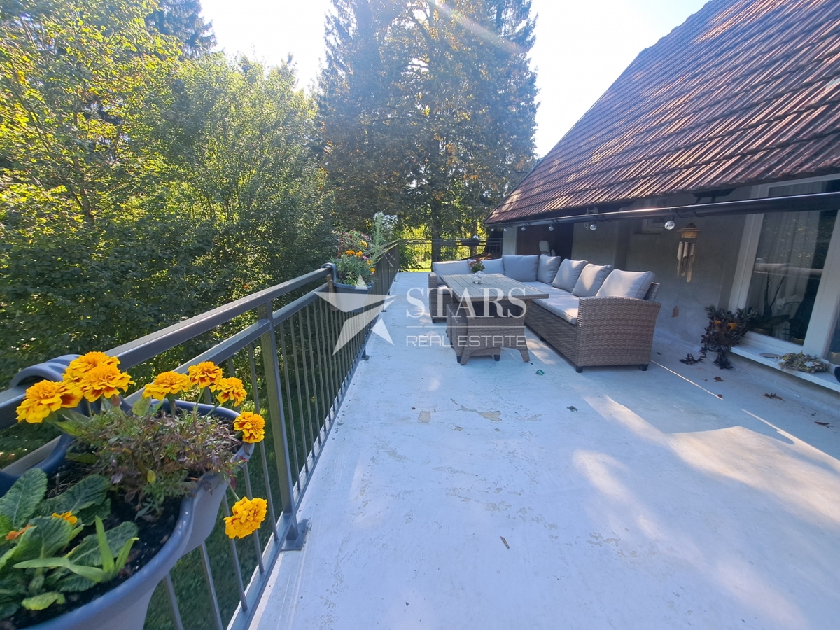 Hiša Delnice, 200m2