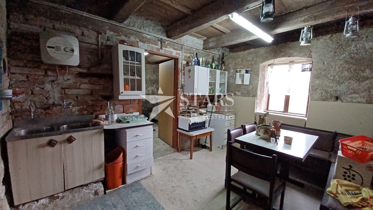 Hiša Ravna Gora, 170m2