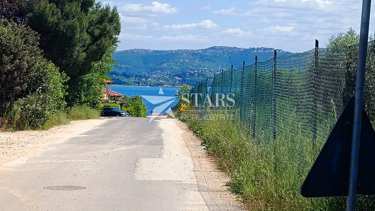 Zemljišče Crveni Vrh, Umag, 1.292m2
