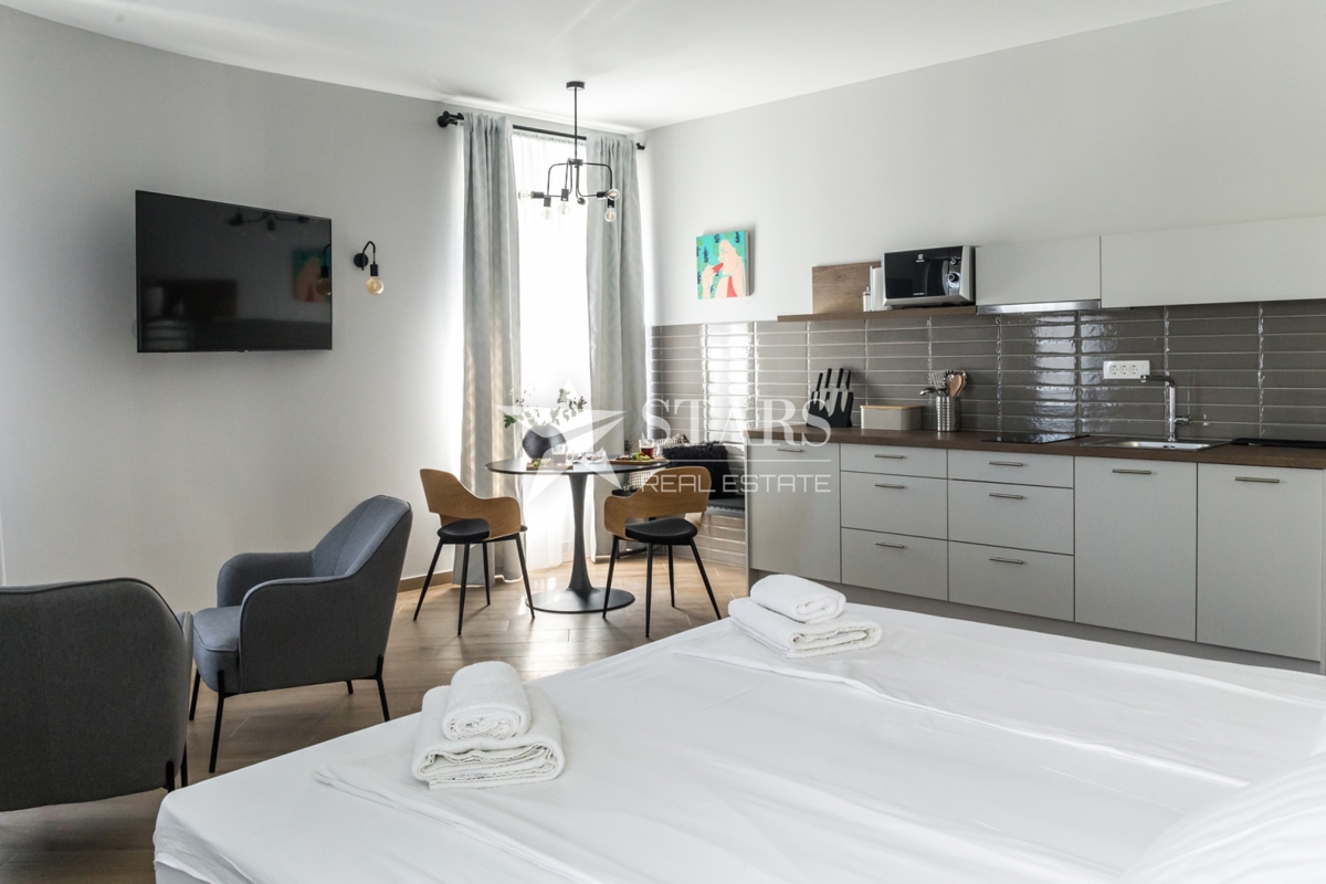 Rijeka, Center – 150 m² stanovanje preurejeno v 3 apartmaje – Odlična investicijska priložnost