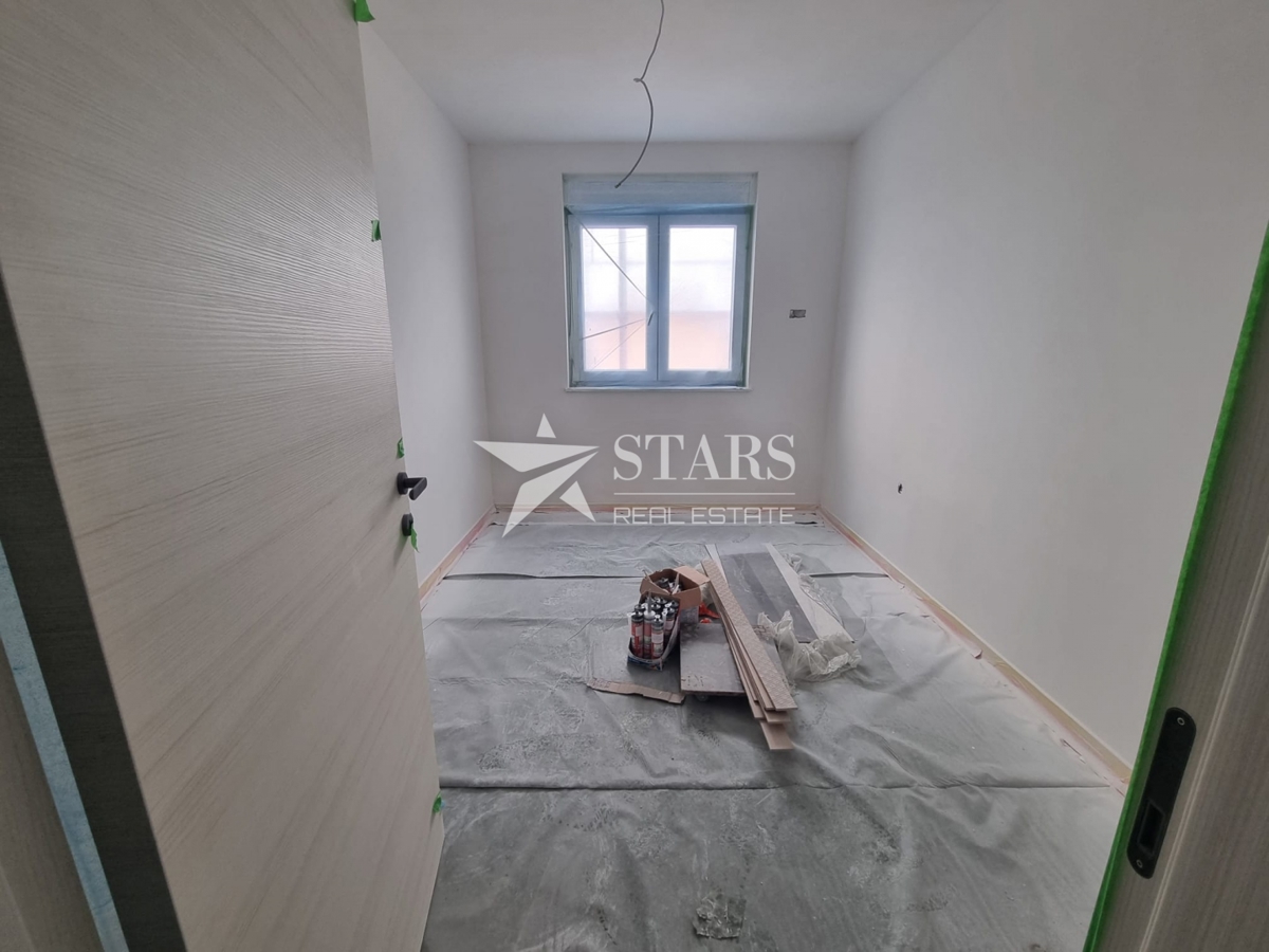 VIŠKOVO, DONJI JUGI – NOVA GRADNJA, stanovanje S4 2S+DS z vrtom in teraso v pritličju