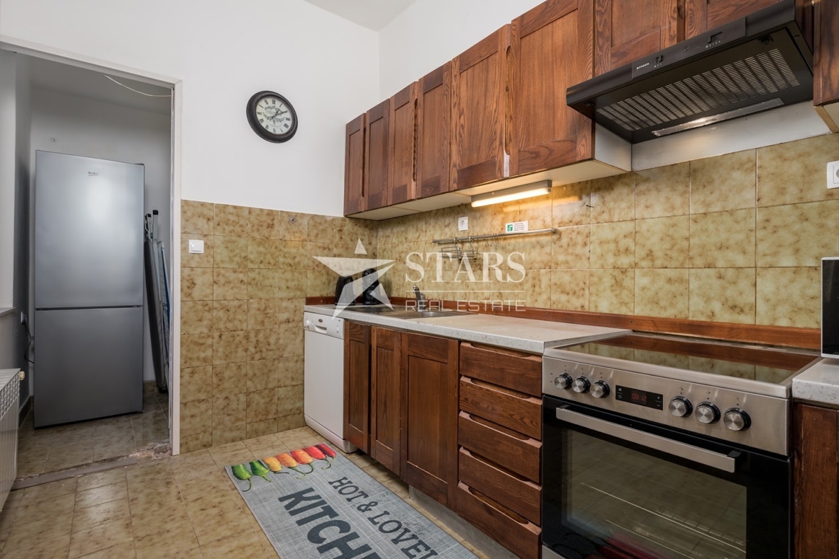 Rijeka, Bulevard – Stanovanje 81 m² z Balkonom in Pogledom na Morje