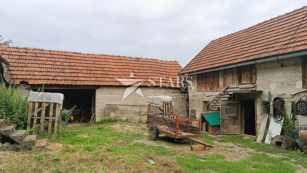 OGULIN , Izjemno zemljišče z velikim potencialom v bližini jezera Sabljaci 