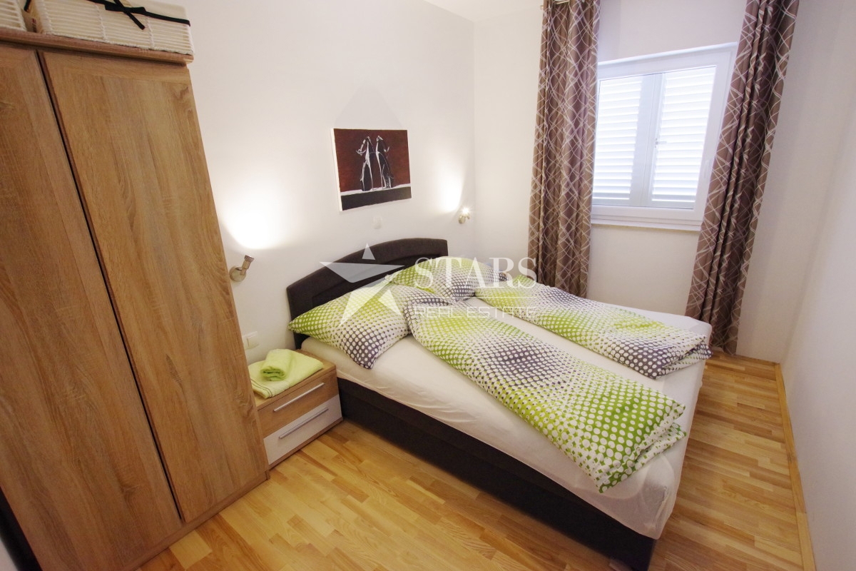 Istra, Labin – Apartmajska hiša z bazenom in panoramskim pogledom na morje