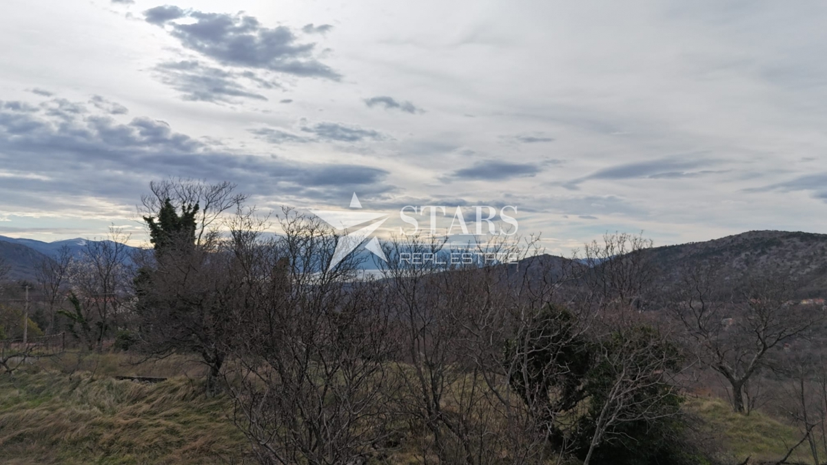 Bribir, Zemljišče z ruševino – idealno za novo gradnjo