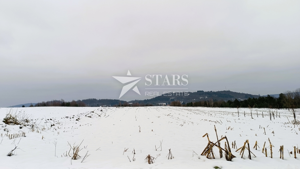 Josipdol, Stavbno - kmetijsko zemljišče 4.100 m2