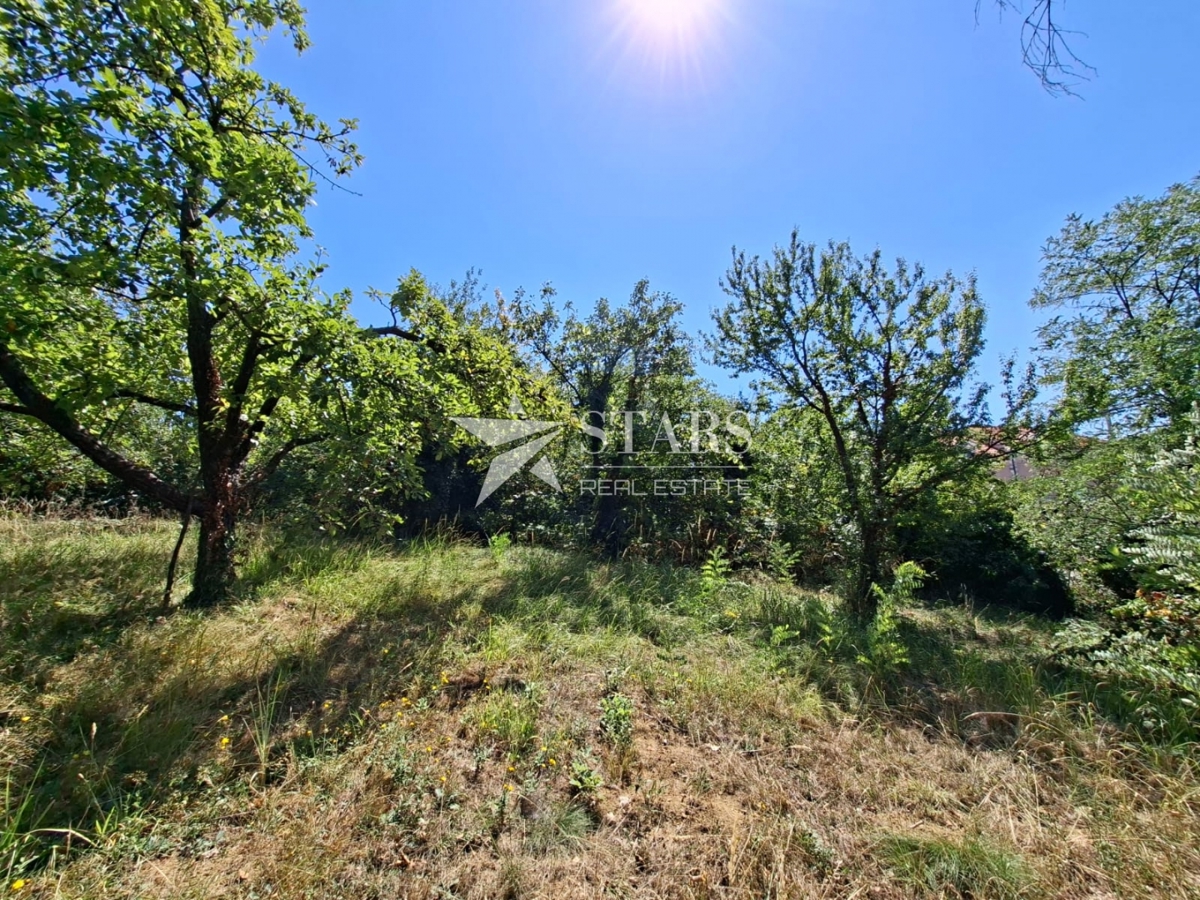 Zagreb, Granešina Nova, Novačka ul., Gradbeno zemljišče 1100 m²