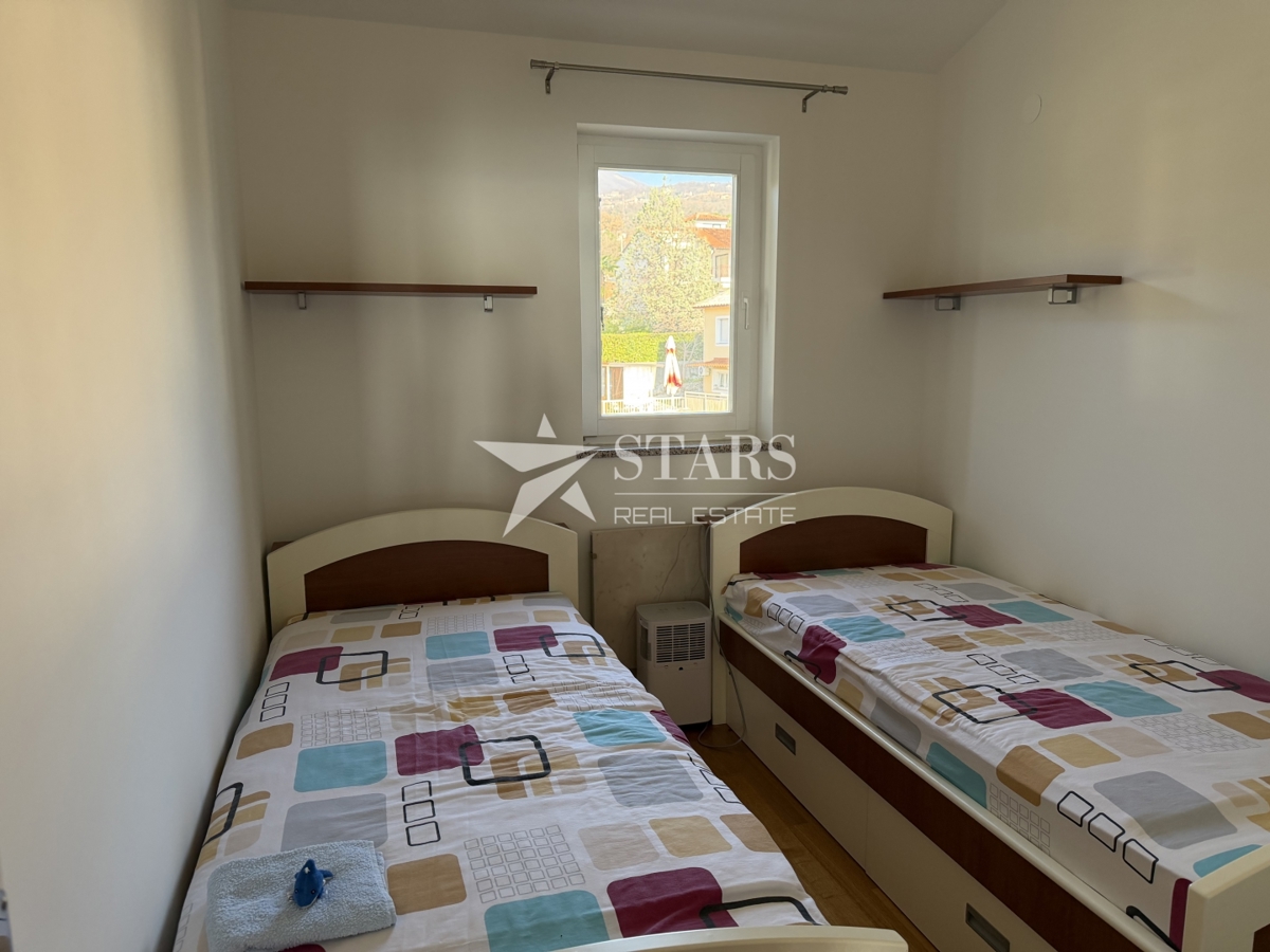 Opatija - Ičići – mansardno stanovanje 2s+db, odprt razgled, odlična priložnost