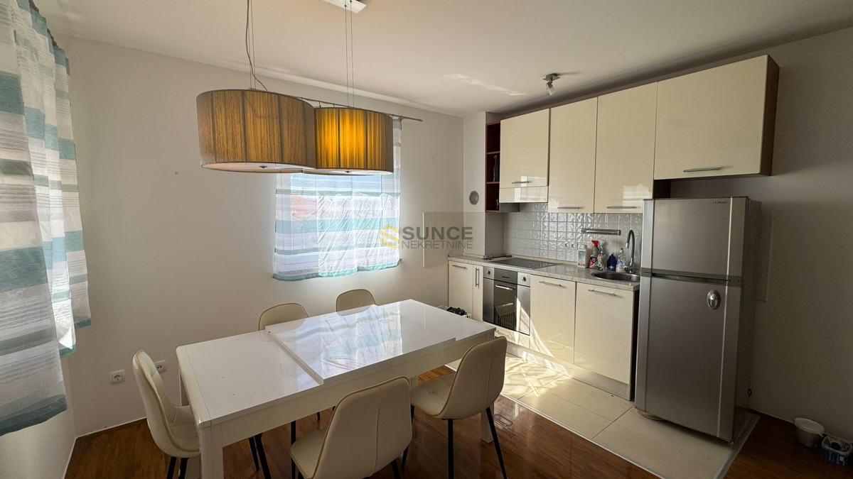 Mesto Krk — dvonadstropno stanovanje z razgledom na morje!