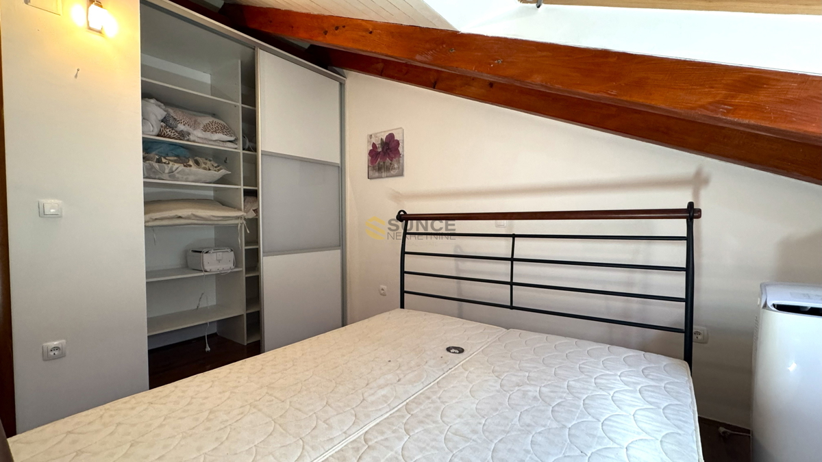 Mesto Krk — dvonadstropno stanovanje z razgledom na morje!