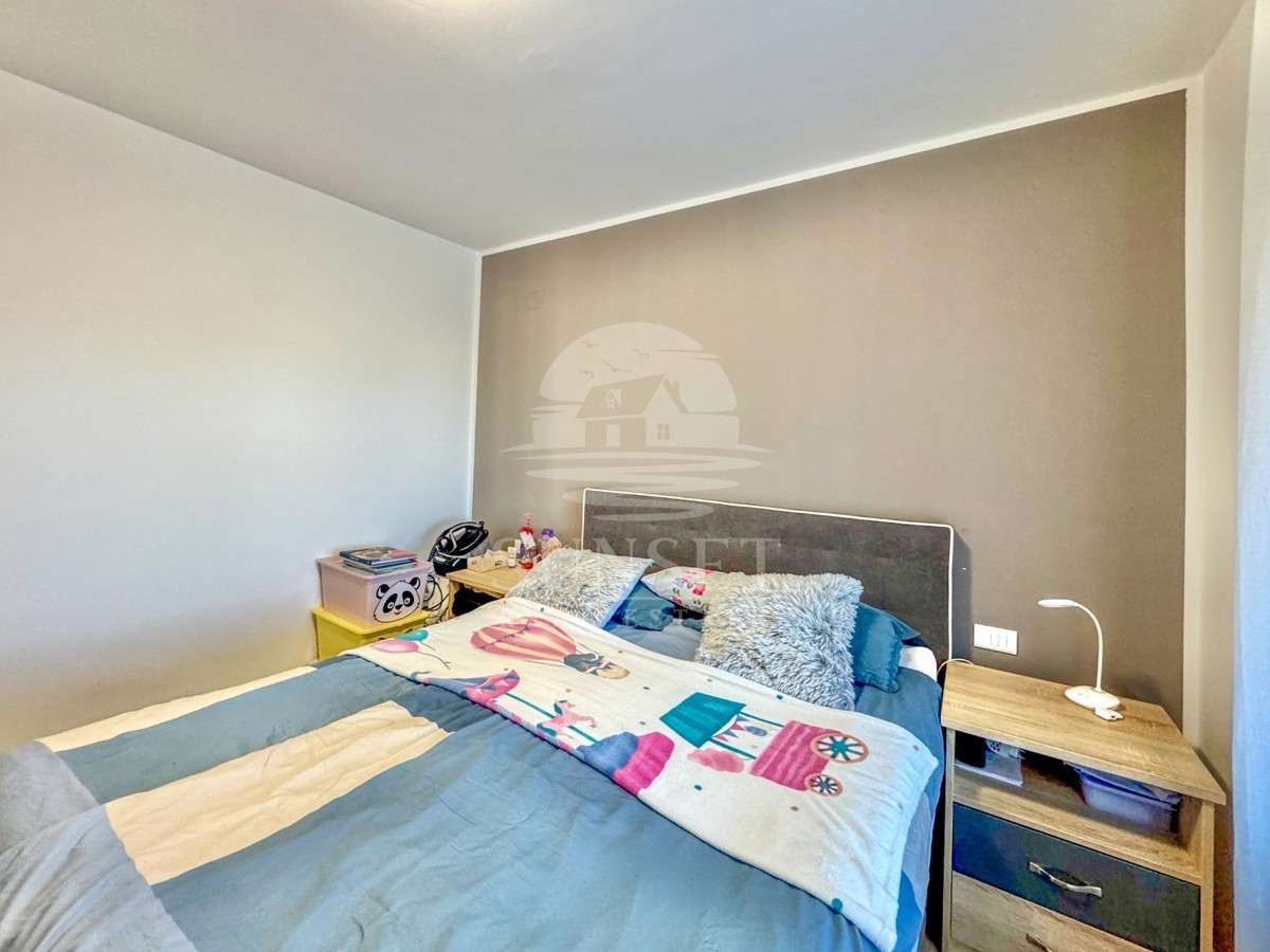 DVOSOBNO STANOVANJE S TERASO V BLIŽINI SLOVENSKE MEJE