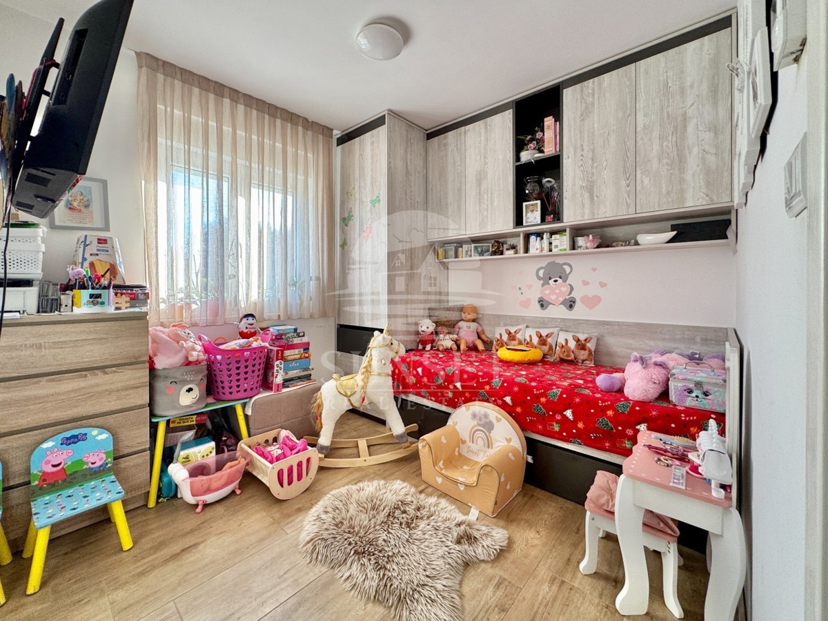 DVOSOBNO STANOVANJE S TERASO V BLIŽINI SLOVENSKE MEJE