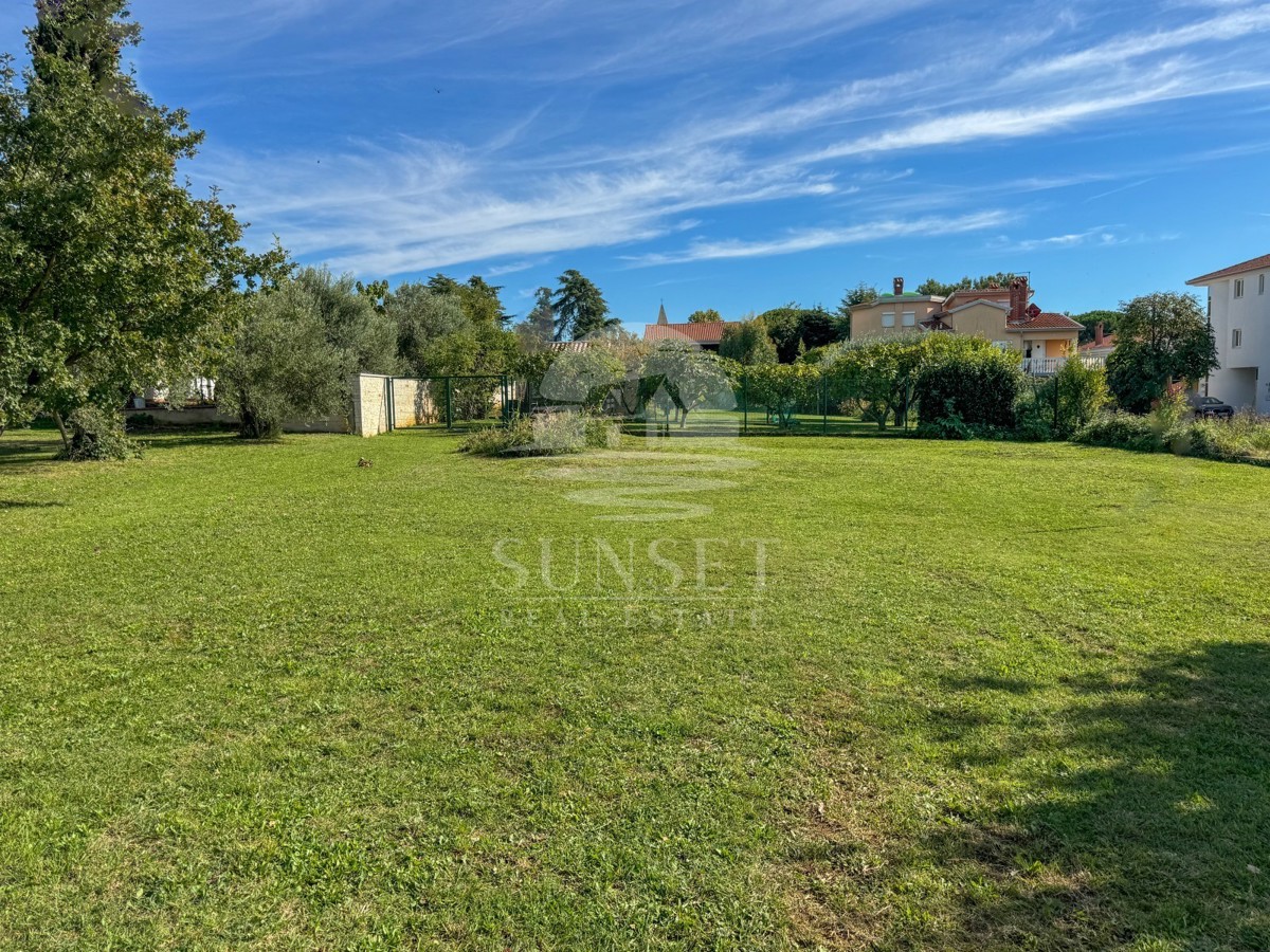 GRADBENO ZEMLJIŠČE – DRUGA VRSTA OD MORJA V OKOLICI UMAGA