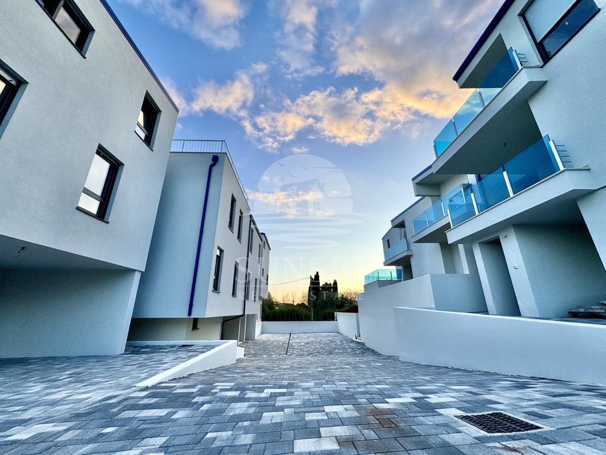 MODEREN APARTMA LE 300 METROV OD MORA (D4)