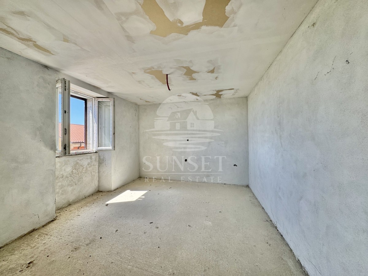 HIŠA V BUJAH – SAMO PRI NAS V PONUDBI