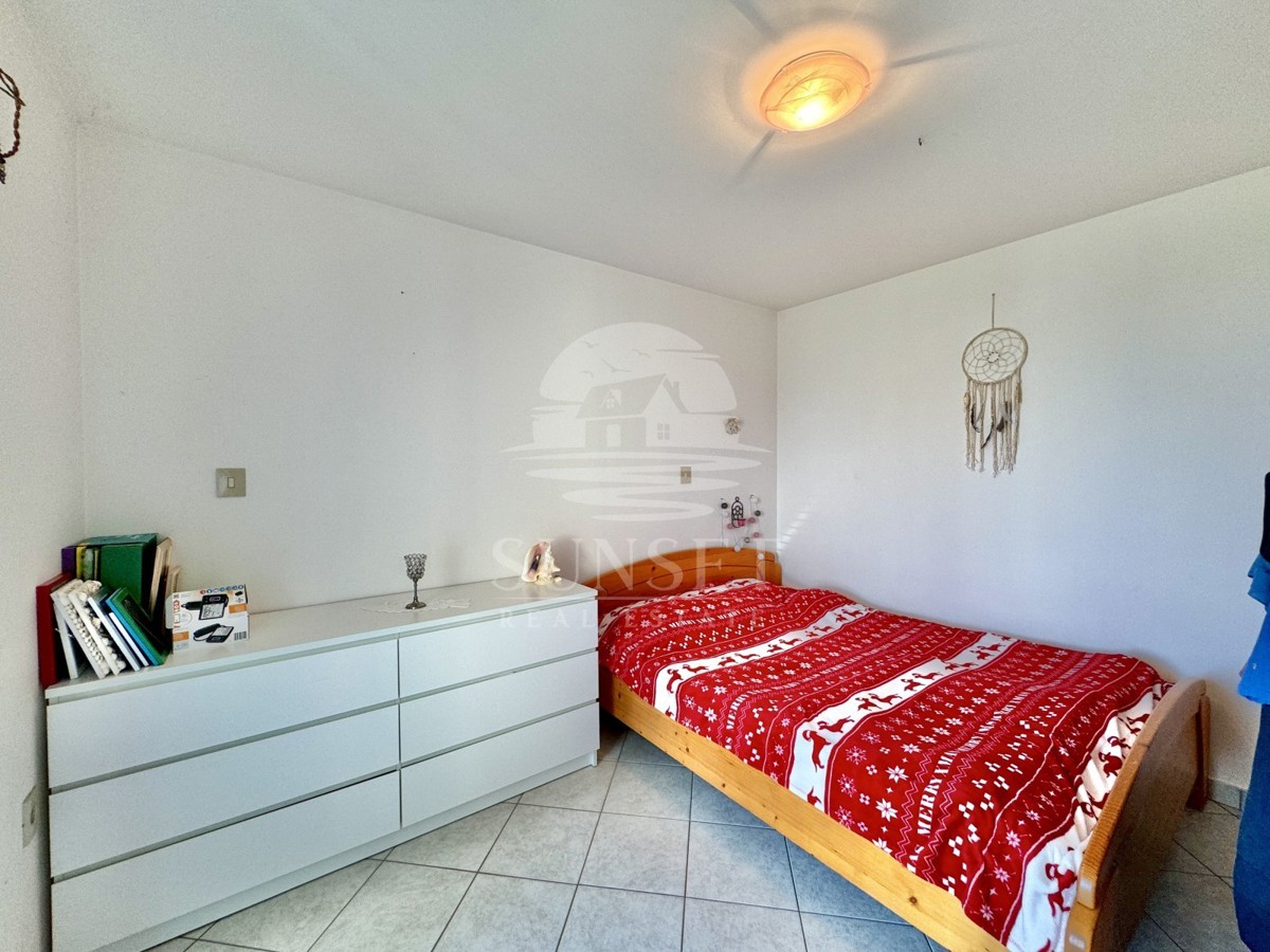 UMAG – STAN Z RAZGLEDOM NA MORJE IN GARAŽO 20 M²