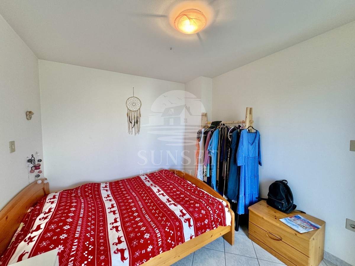 UMAG – STAN Z RAZGLEDOM NA MORJE IN GARAŽO 20 M²