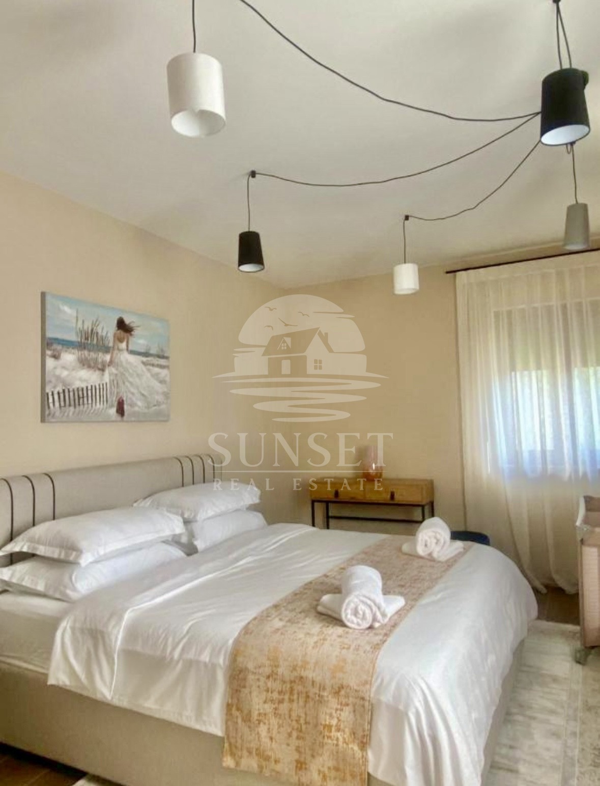 ISTRA, NOVIGRAD – MEDITERANSKA HIŠA Z BAZENOM