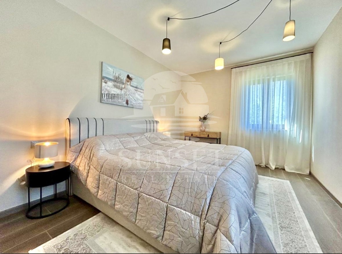 ISTRA, NOVIGRAD – MEDITERANSKA HIŠA Z BAZENOM