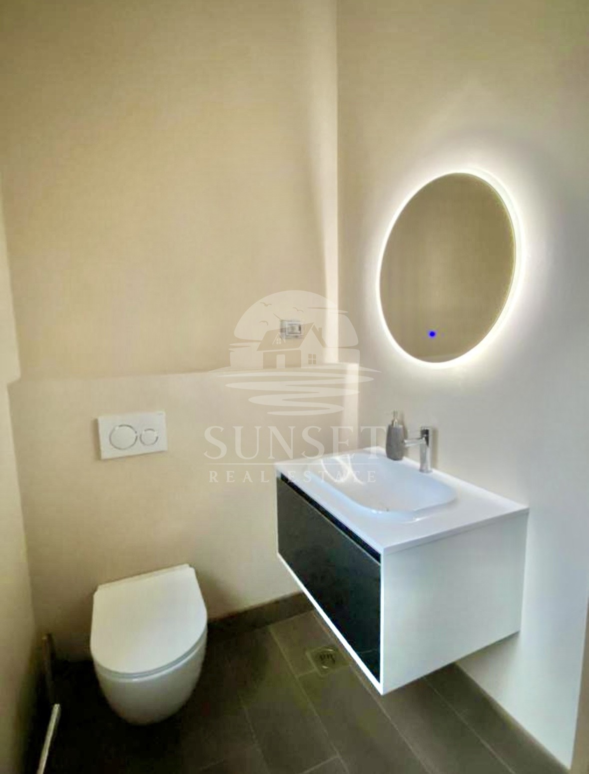 ISTRA, NOVIGRAD – MEDITERANSKA HIŠA Z BAZENOM