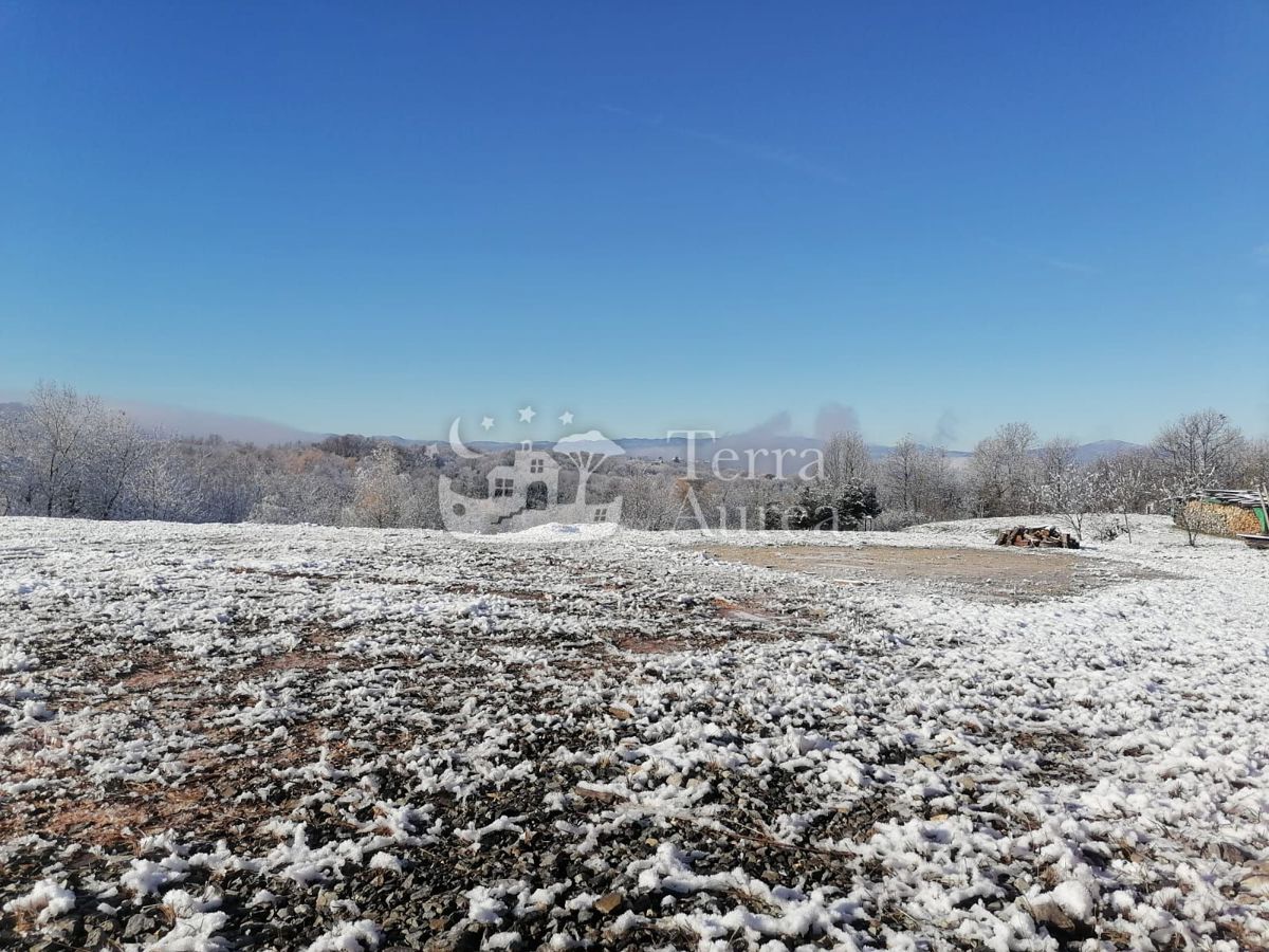 Hiša Ozalj, 100m2