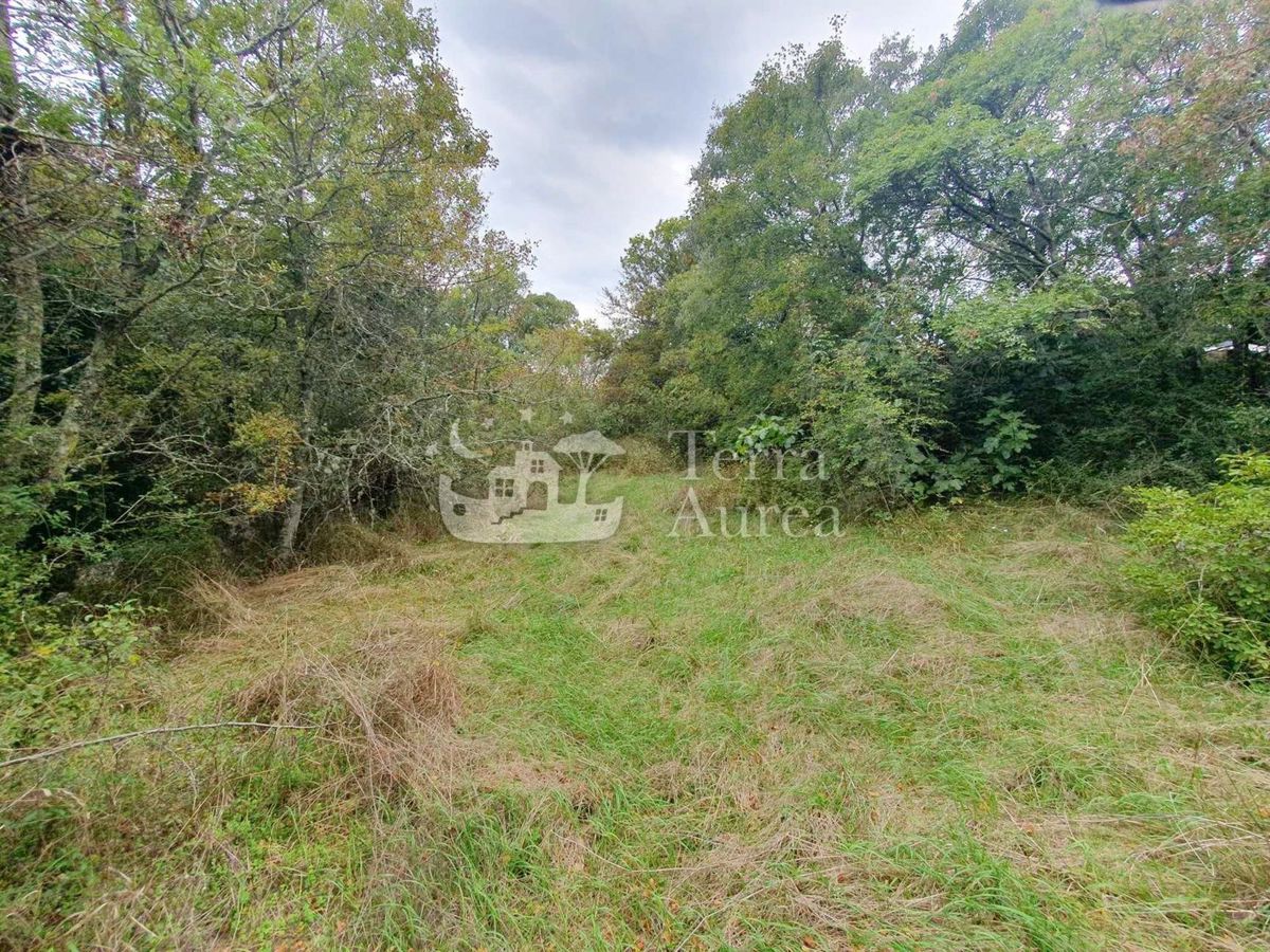 Gradbena zemljišča Malinska, Malinska-Dubašnica, 1.971m2