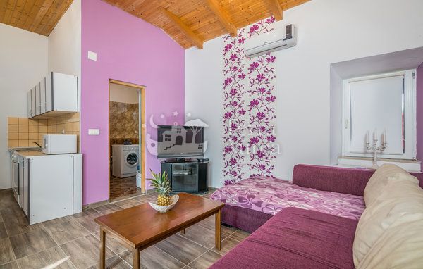 Hiša Šilo, Dobrinj, 172m2