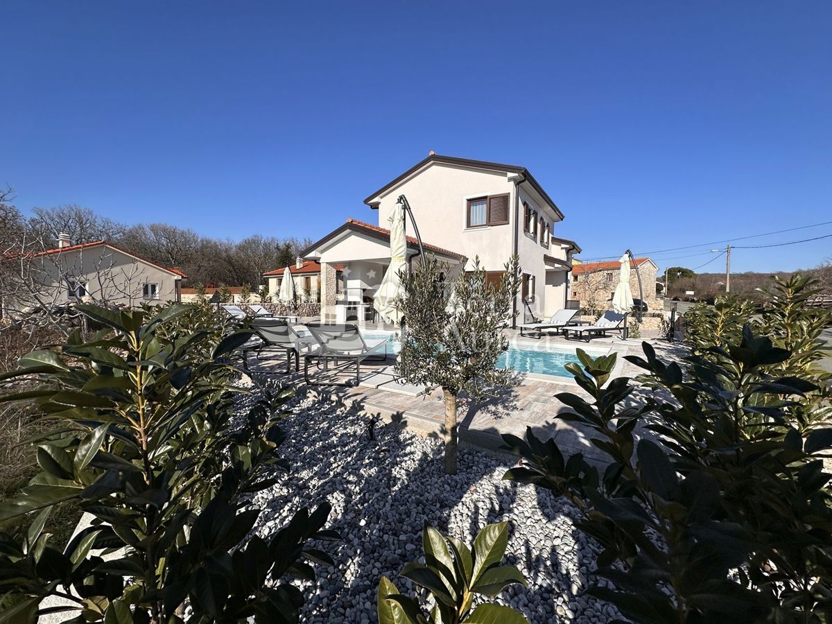 Vila Dobrinj, 178m2