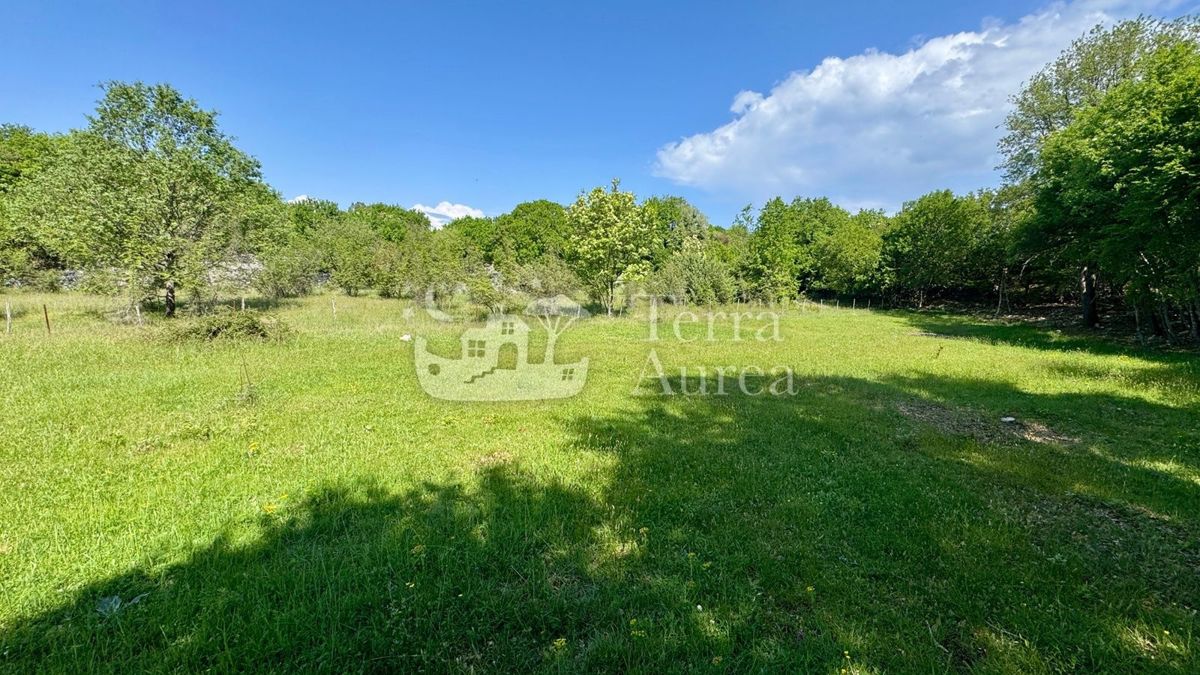 Kmetijsko zemljišče Krk, 1.100m2