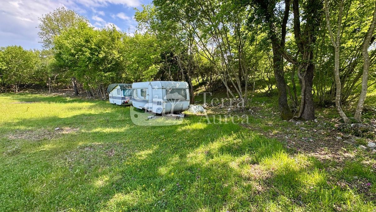 Kmetijsko zemljišče Krk, 1.100m2