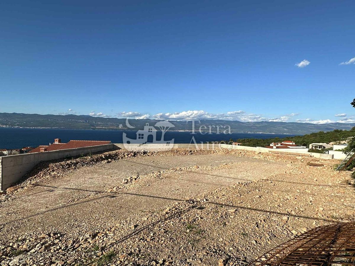 Gradbena zemljišča Vrbnik, 800m2