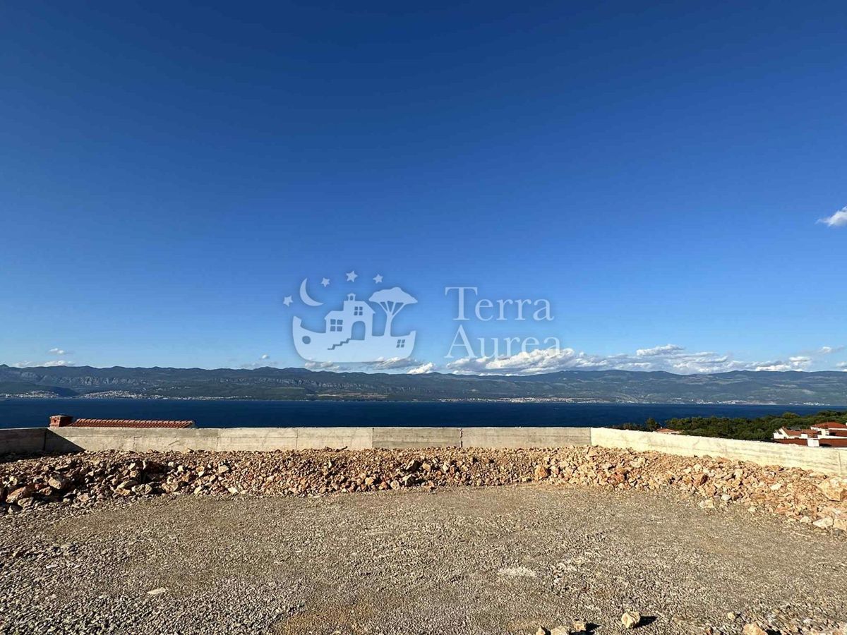 Gradbena zemljišča Vrbnik, 800m2