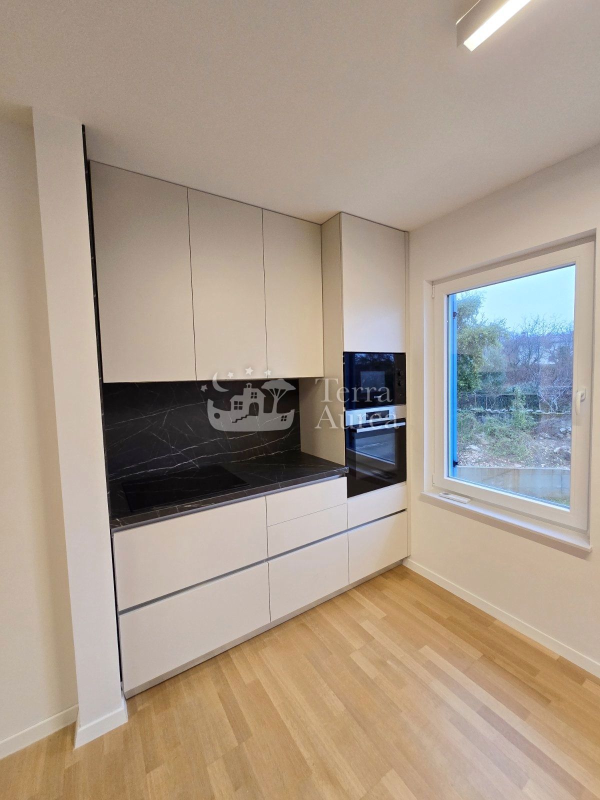 Hiša Dobrinj, 245m2