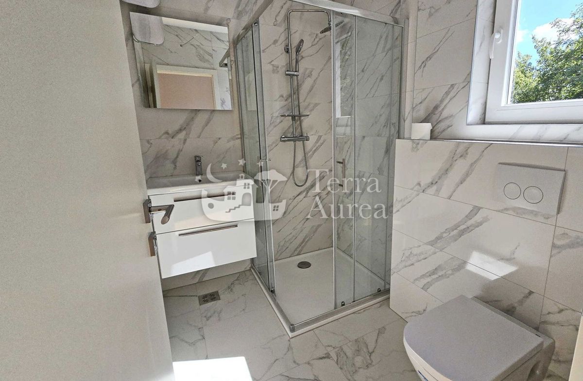 Hiša Dobrinj, 245m2