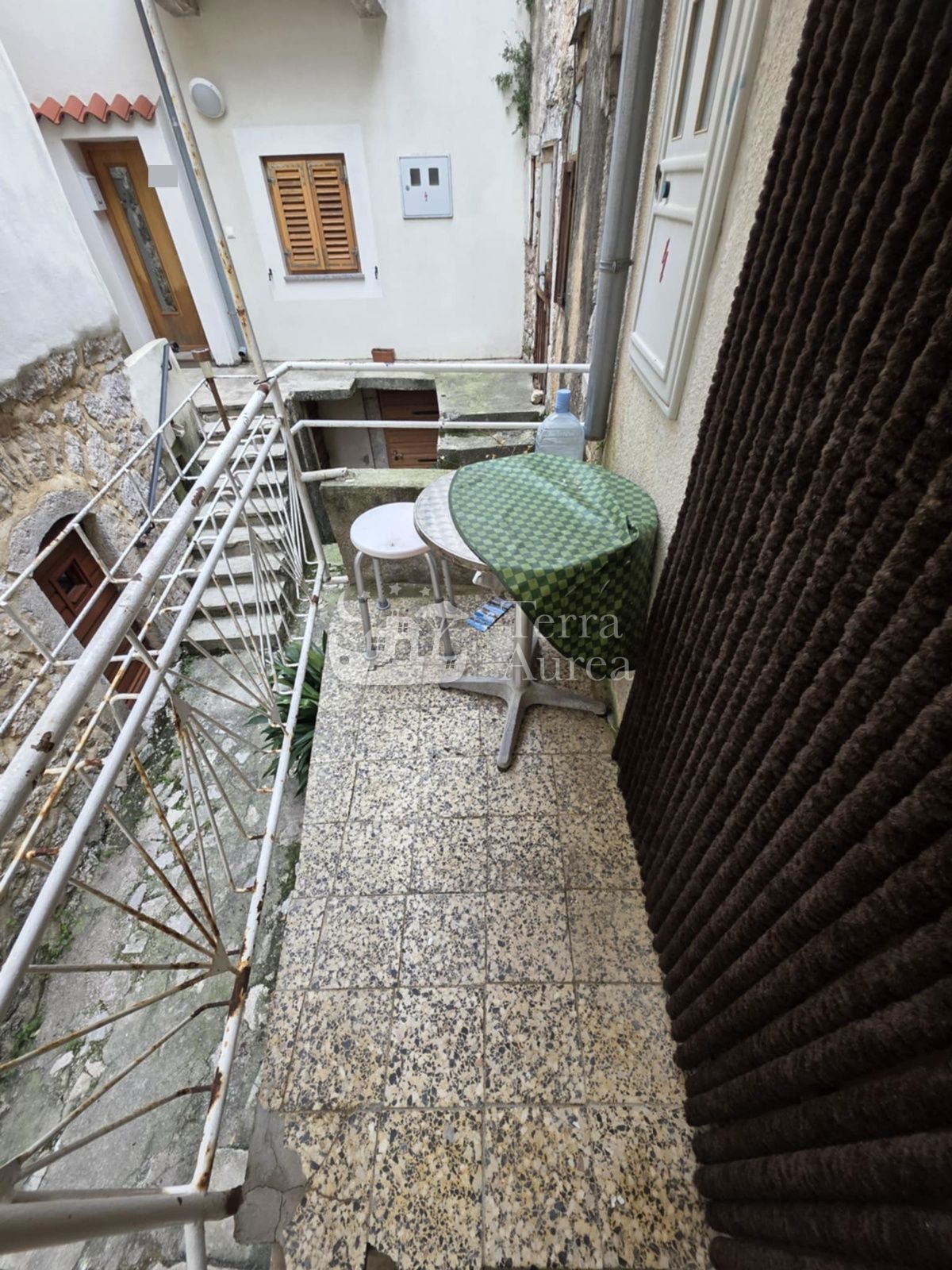 Stara hiša Vrbnik, 80m2