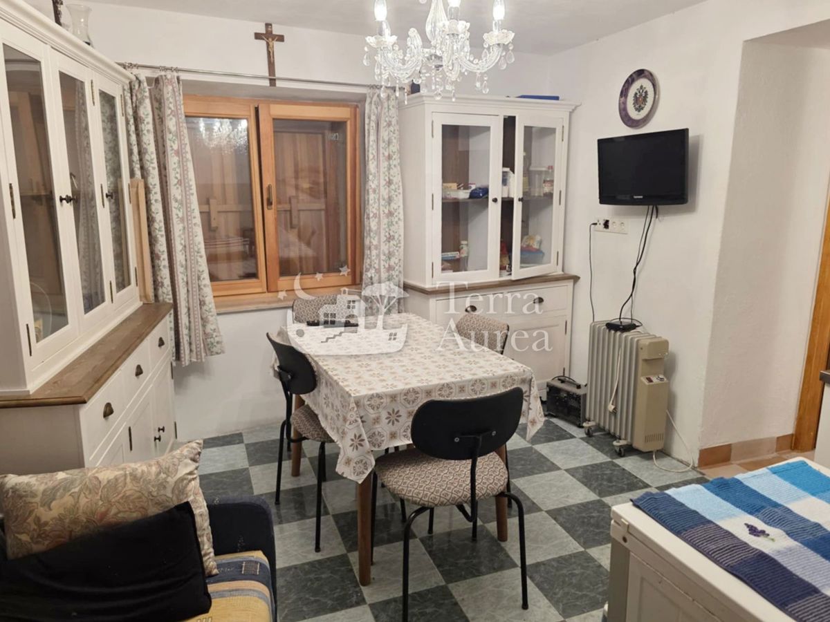 Stara hiša Vrbnik, 80m2