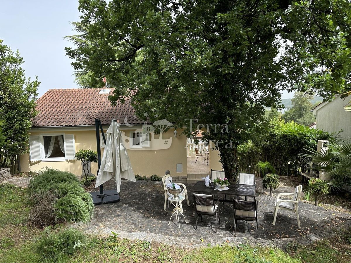 Vila Njivice, Omišalj, 83m2