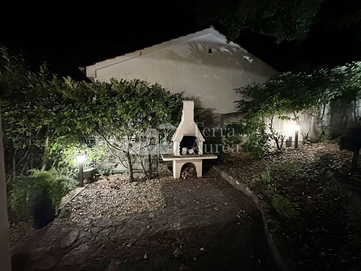 Vila Njivice, Omišalj, 83m2