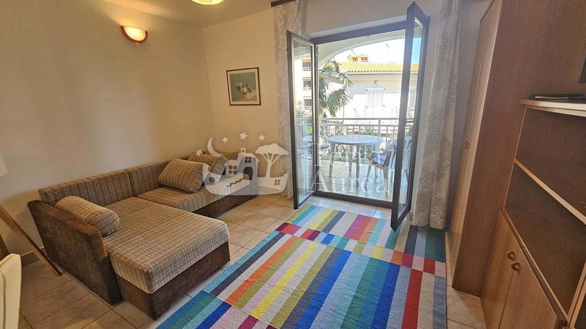 Apartma Malinska, Malinska-Dubašnica, 48,01m2