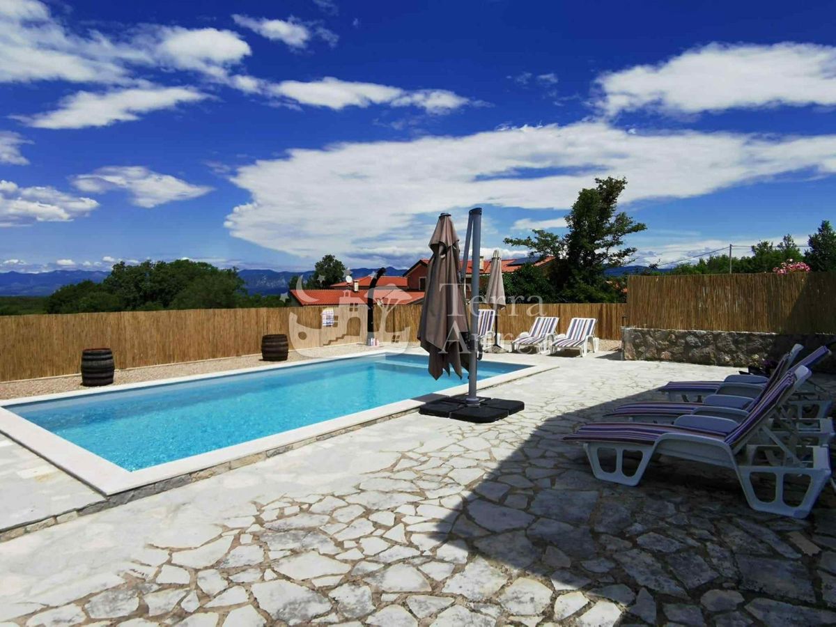 Hiša Malinska, Malinska-Dubašnica, 104m2