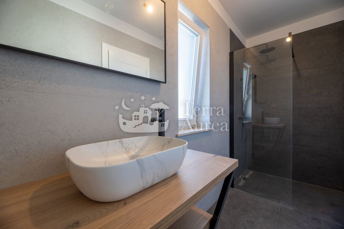 Hiša Soline, Dobrinj, 266m2