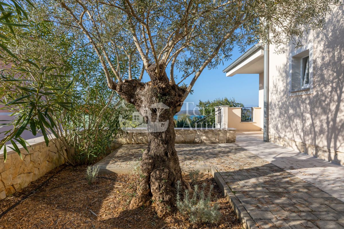 Hiša Soline, Dobrinj, 266m2